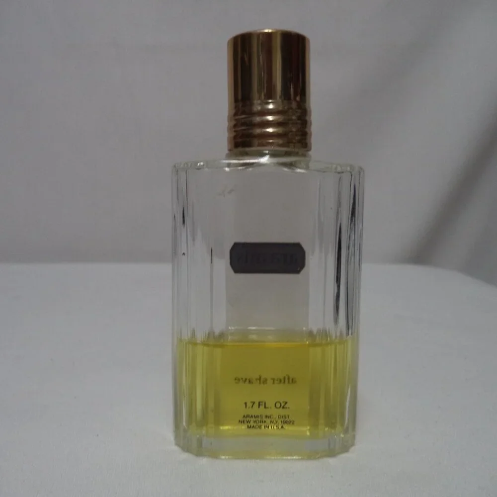 Aramis Vintage Aftershave ribbed bottle Men 1/3+ full made in USA fragrance